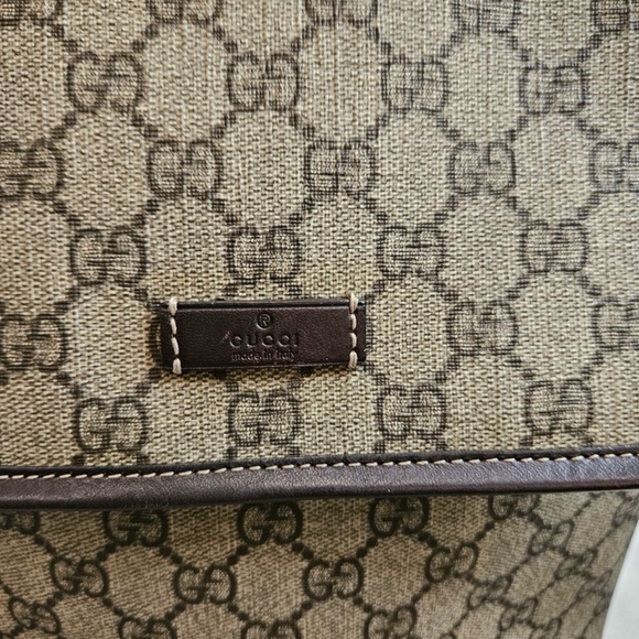 GUCCI GG SUPREME MESSENGER BAG/CROSSBODY WITH DUST BAG!!!! - Picture 3 of 11